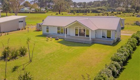 HARBOUR FRONT PARADISE - Photo 3