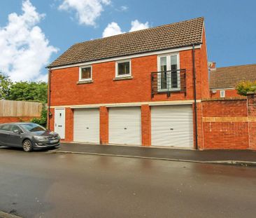 1 bedroom coach house to rent - Photo 4
