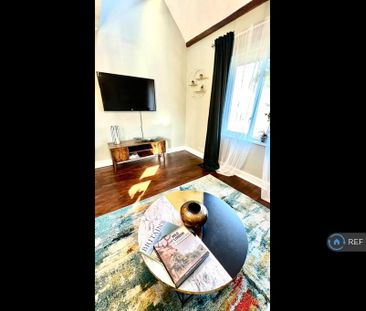 2 bedroom end of terrace house to rent - Photo 3