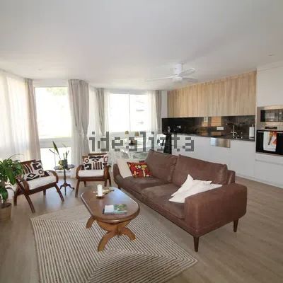 Alquiler de piso en Calle Cervantes - Photo 1