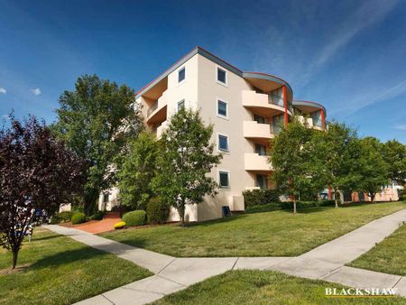 FULLY FURNISHED UNIT IN CONVENIENT LOCATION - Photo 4