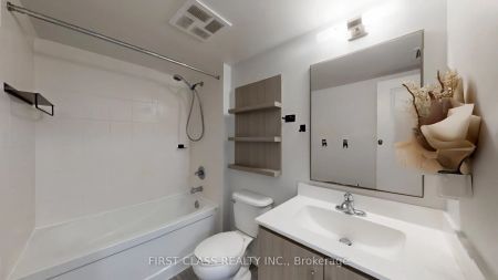 2015 Sheppard Avenue E #3504 - Photo 4