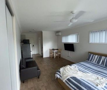 Near New Studio Rooms - Photo 4