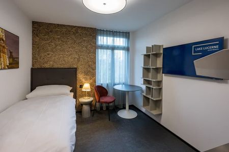 "Neues möbliertes Studio an sehr zentraler Lage in Kriens" - Photo 2