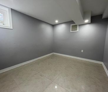 For Lease - 617 West 5th Street, Hamilton, Ontario - Photo 5