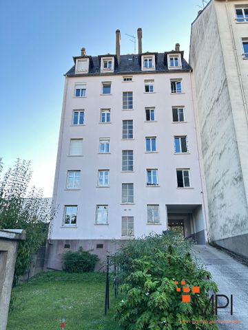 Location Appartement 2 pièces 65m² - Photo 2