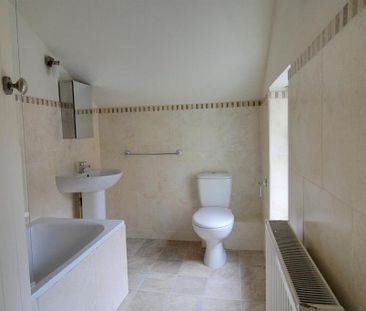 2 bedroom terraced house to rent - Photo 5