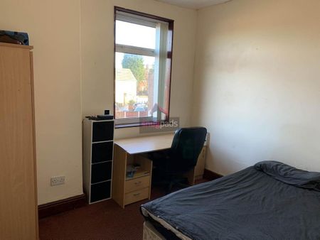 4 bedroom house to rent - Photo 2