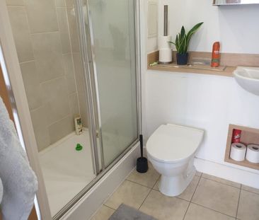 Room in a Shared Flat, Nelson Walk, E3 - Photo 6