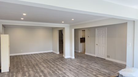 For Lease - 54 Elgin Mills Road Unit# Main, Richmond Hill, Ontario - Photo 2