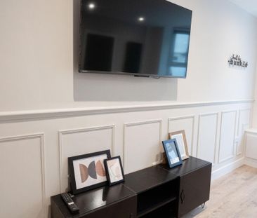 Telephone #68 - Photo 5