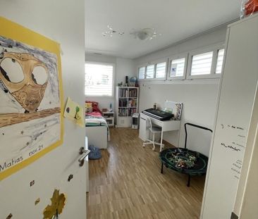 Apartment - Photo 2