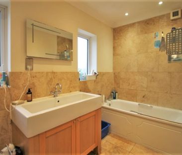 Taddyforde Court, Exeter - Photo 4