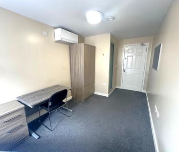 Charles Street, Stokes Croft, Bristol - Photo 4