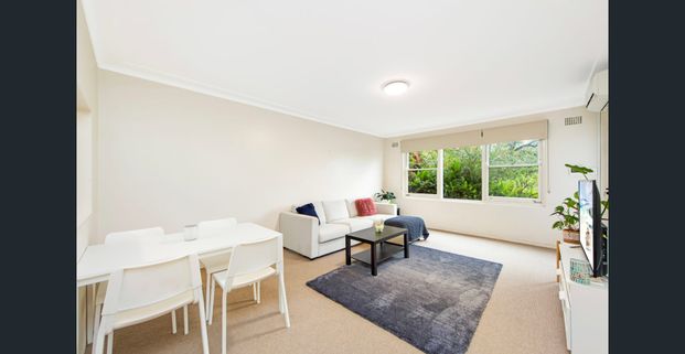 Spacious 2 Bedroom Garden-Set Apartment in a Quiet, Ultra-Convenient Location - Photo 1