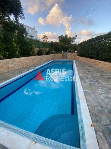 Ενοικίαση κατοικίας, 250 τ.μ., Αγία Μαρίνα, 5.000 € - Photo 5