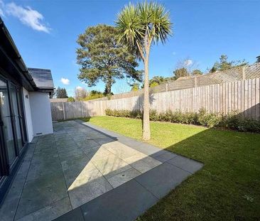 The Willows, Woodlinken Drive, Verwood, Dorset, BH31 - Photo 1