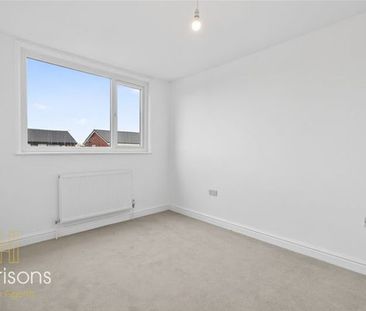 Salcombe Grove, Bolton - Photo 5