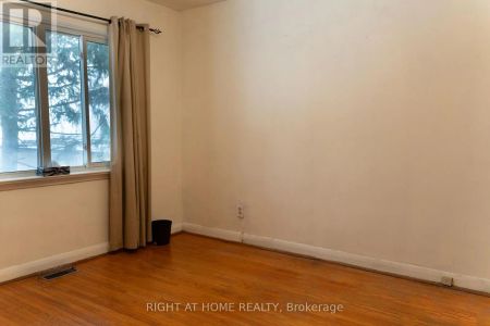 9 SYLLA AVENUE - Photo 5