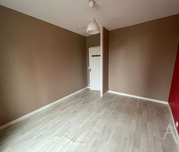 Location appartement 3 pièces, 53.00m², Châteauroux - Photo 2