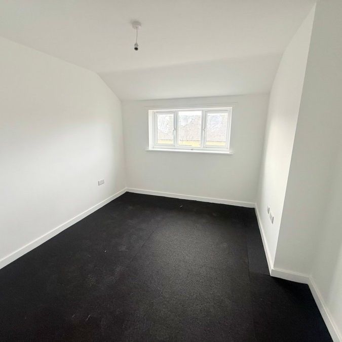 Sherborne Road, Yeovil, Somerset - Photo 1