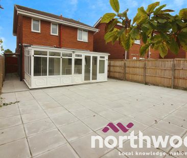 3 bedroom detached house to rent - Photo 1