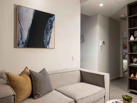 Valencia Residences - FULLY FURNISHED - Photo 5