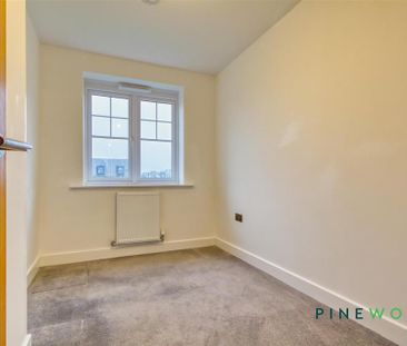 3 bedroom terraced house to rent - Photo 2