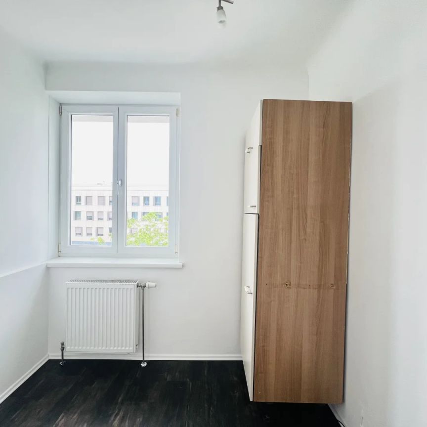 Moderne Terrassenwohnung mit privatem Liftzugang im Herzen der Stadt - Photo 1