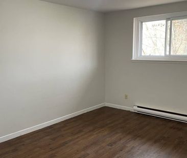 37 Benjamin St, Unit 205, Belleville, ON - Photo 1