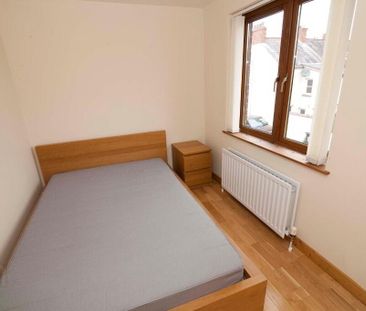 27 Eastleigh Crescent, Belfast, BT5 6HT - Photo 4