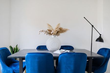 3 bedroom detached house to rent - Photo 2