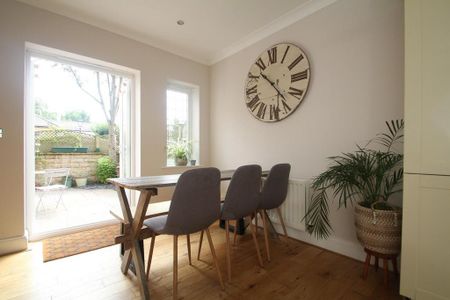 5 bedroom house to rent - Photo 2