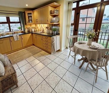 4 Keightley Court, Lisburn, BT28 1BA - Photo 1