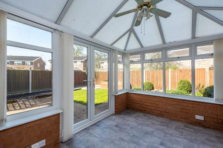 3 bedroom semi-detached house to rent - Photo 5