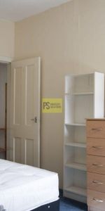 3 bedroom end of terrace house to rent - Photo 3