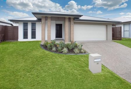 30 Tree Ring Circuit, Mango Hill QLD 4509 - House For Rent - $670 | Domain - Photo 4