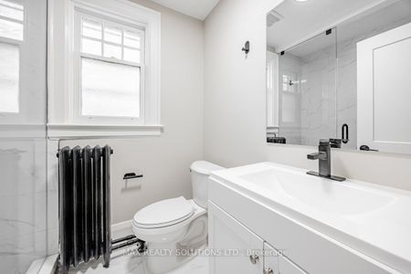 For Lease - 38 St Germain Avenue Unit# Upper, Toronto, Ontario - Photo 4