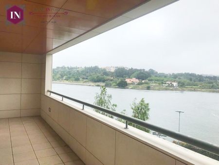 3 bedroom luxury Flat for rent in Gondomar, Distrito do Porto - Photo 3