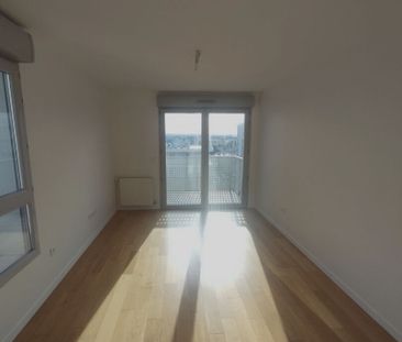 Location Appartement 2 pièces 43m² - Photo 2