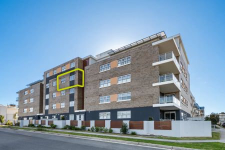 Modern Executive Living with Blue Mountains Views - Photo 5