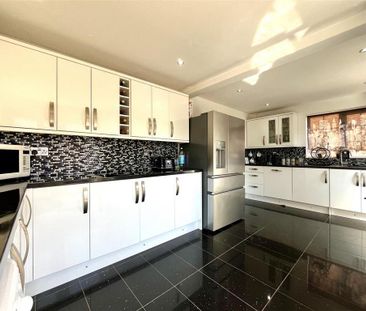 3 bedroom detached house to rent - Photo 6