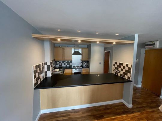 2 bedroom flat to rent - Photo 1