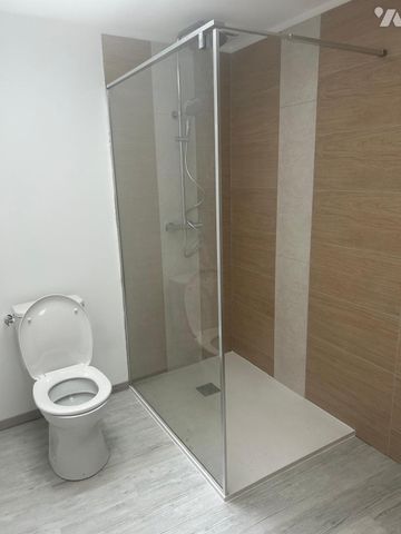 MAISON DE BOURG ENTIEREMENT RENOVEE AVEC JARDIN - Photo 4