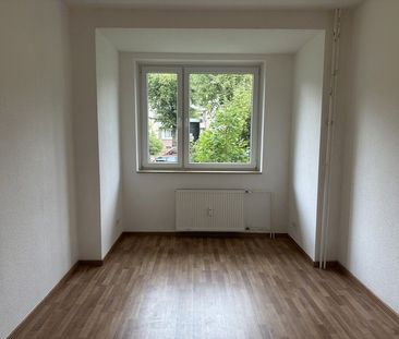 3 Zimmer und Einbauküche, fein - da zieh ich ein! - Foto 2