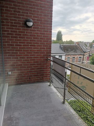 Appartement te huur - Foto 2