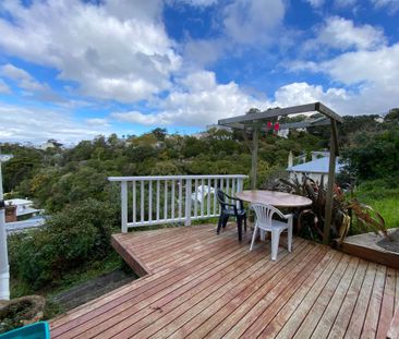 2 Bedroom, Kelburn - Photo 1