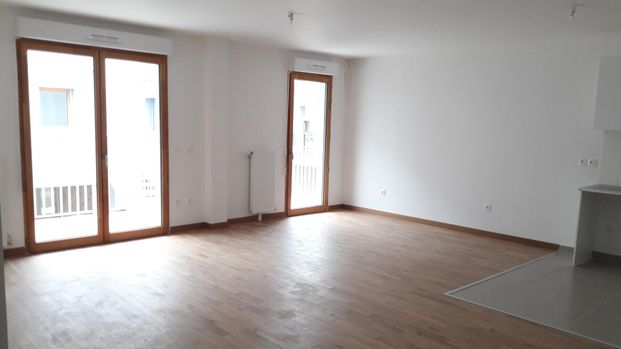 location Appartement T3 DE 70.16m² À BUSSY SAINT GEORGES - Photo 1