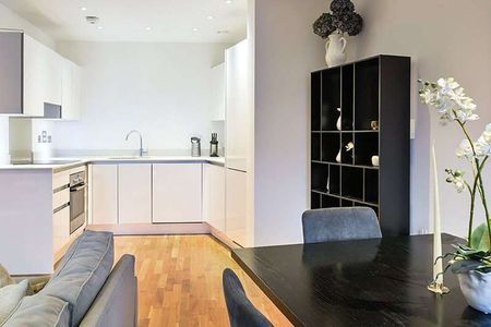 Beautifully presented 1 double bedroom apartment to rent in Greenwich. - Photo 2