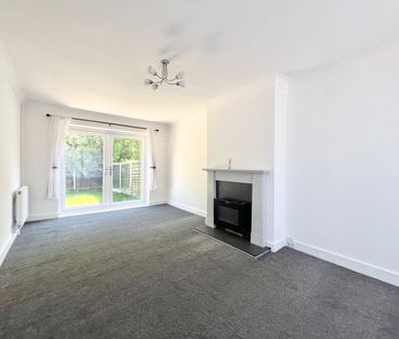 Fernwood Crescent, Wollaton, NG8, Nottingham - Photo 3